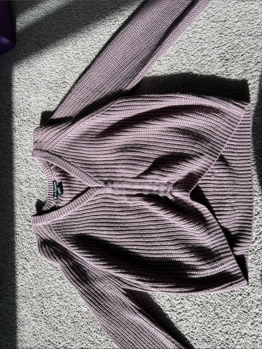 Soho apparel Mauve Ribbed V-Neck Women's Sweater